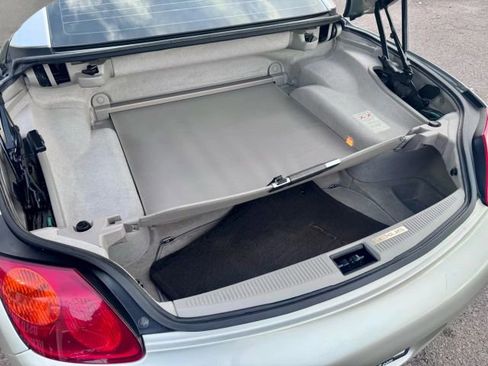 Used 2002 Lexus SC 430 Convertible image 23