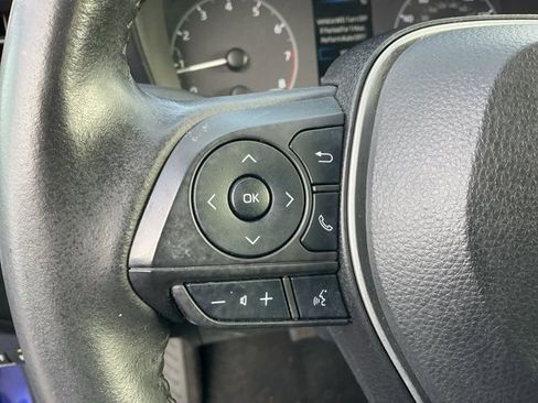 Used 2023 Toyota Corolla Cross LE image 13