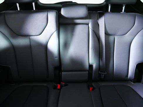 Used 2023 Hyundai Santa Fe Limited AWD/4WD image 13