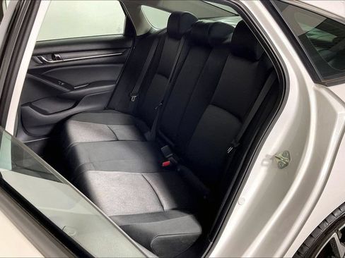 Used 2019 Honda Accord LX image 25