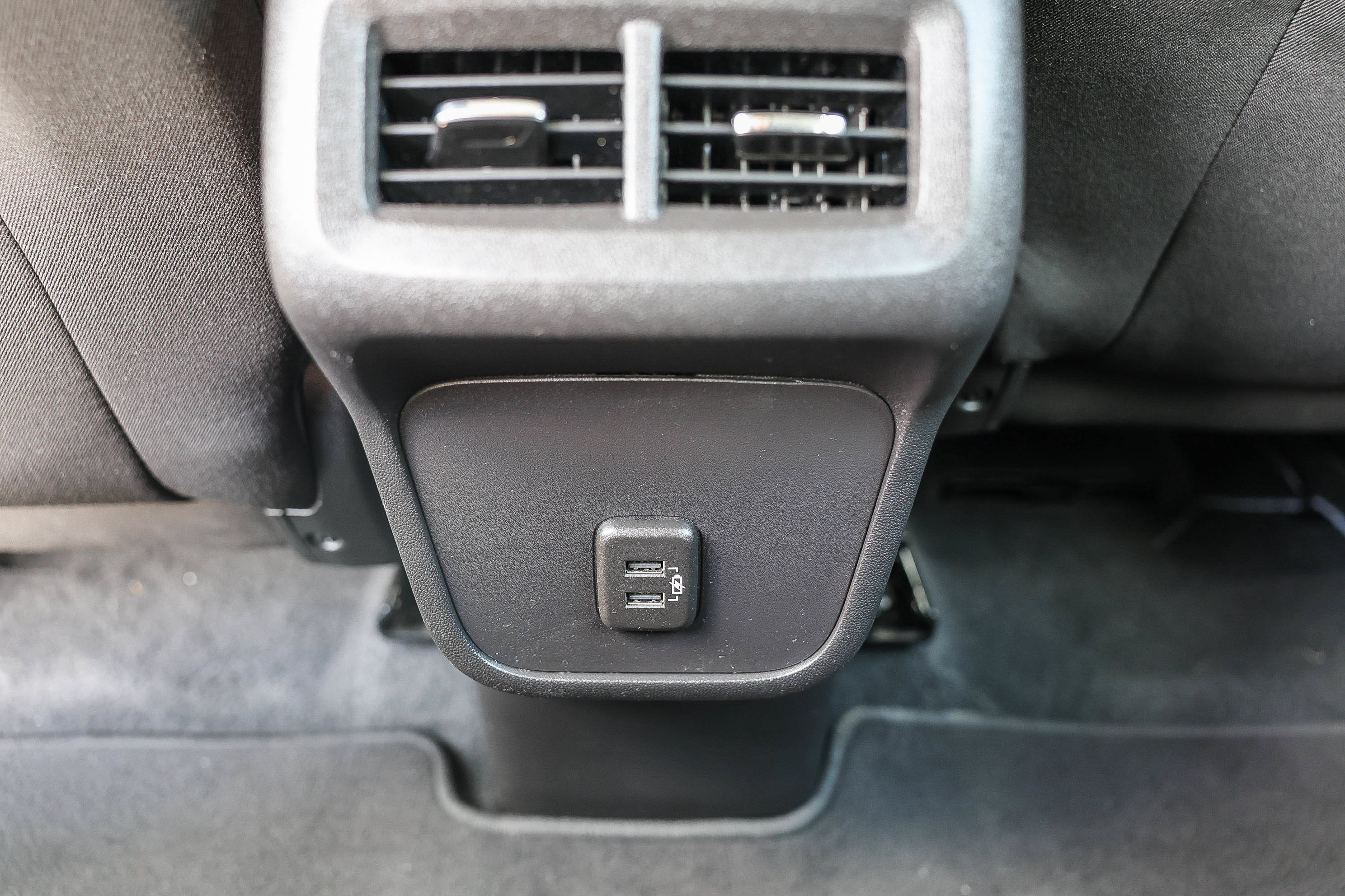Used 2024 Chevrolet Equinox LS FWD image 6