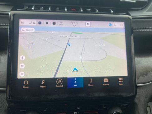 Used 2022 Jeep Grand Cherokee Limited image 23