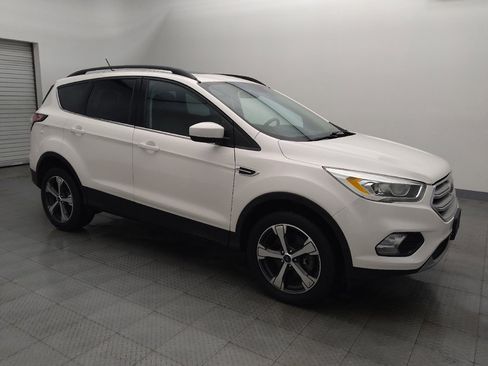 Used 2018 Ford Escape SEL image 11