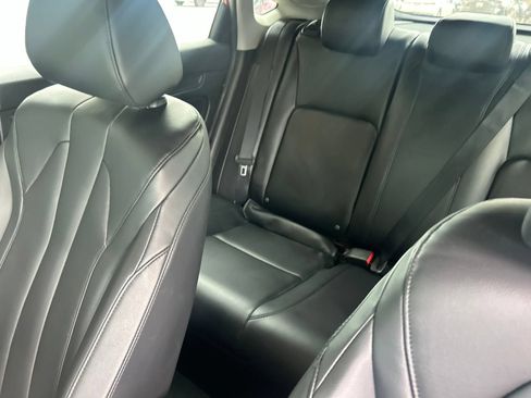 Used 2025 Acura Integra FWD image 25