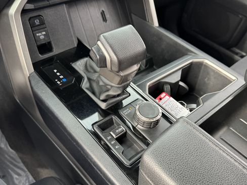 Used 2022 Toyota Tundra SR5 w/ SR5 Convenience Package image 26