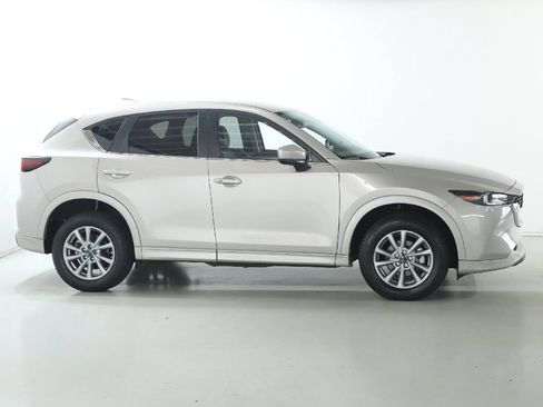 Used 2024 MAZDA CX-5 AWD 2.5 S w/ Preferred Package image 11
