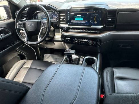 Used 2024 Chevrolet Silverado 1500 LT Trail Boss w/ Convenience Package II AWD/4WD image 36
