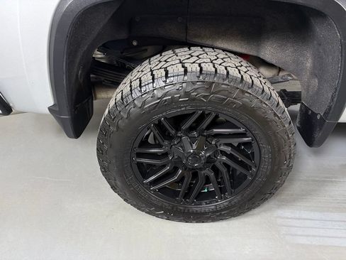 Certified 2023 Chevrolet Silverado 3500 High Country w/ Z71 Off-Road Package AWD/4WD image 13