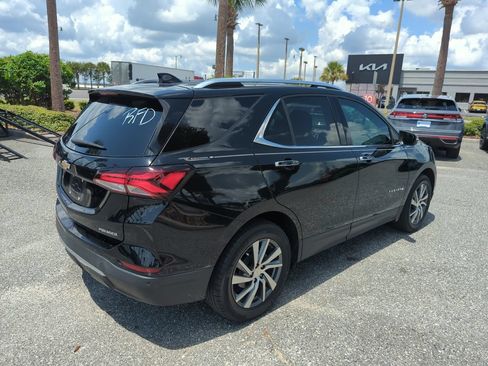 Used 2024 Chevrolet Equinox Premier FWD image 6