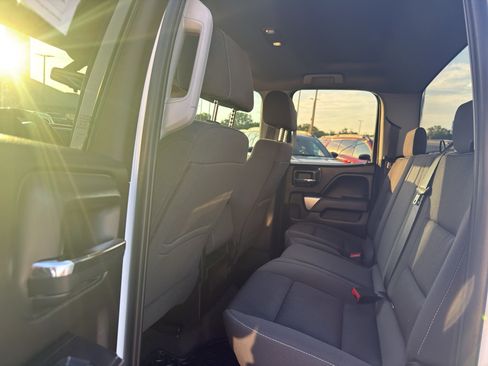 Used 2018 Chevrolet Silverado 1500 LT AWD/4WD image 31