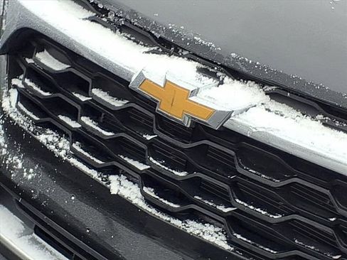 Used 2025 Chevrolet Trax LT image 26