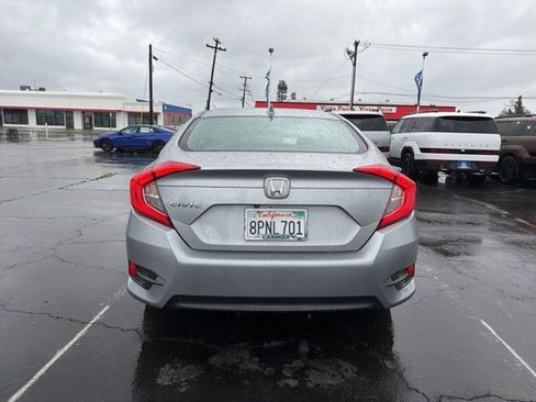 Used 2017 Honda Civic EX image 6