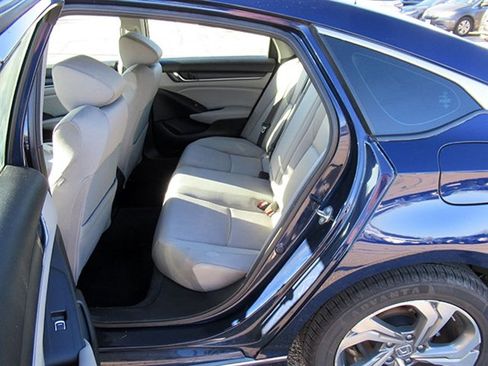 Used 2020 Honda Accord EX image 15