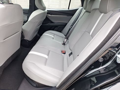 Used 2025 Toyota Camry SE FWD image 30