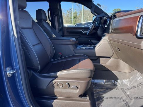 Used 2024 GMC Sierra 2500 Denali w/ Denali Reserve Package image 27