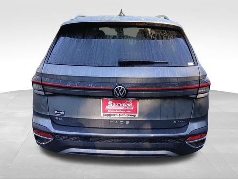 New 2026 Volkswagen Taos SEL AWD/4WD image 4