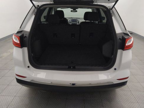 Used 2021 Chevrolet Equinox LT FWD image 29