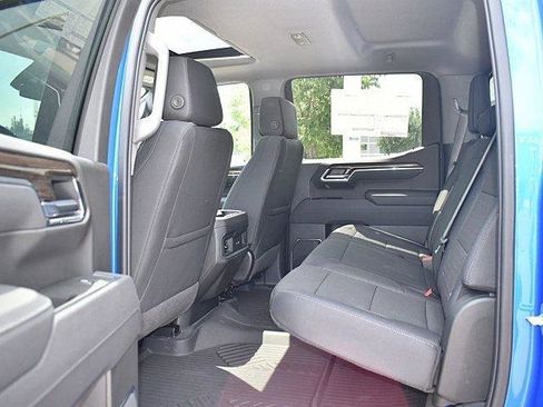 New 2025 Chevrolet Silverado 1500 LT Trail Boss image 9