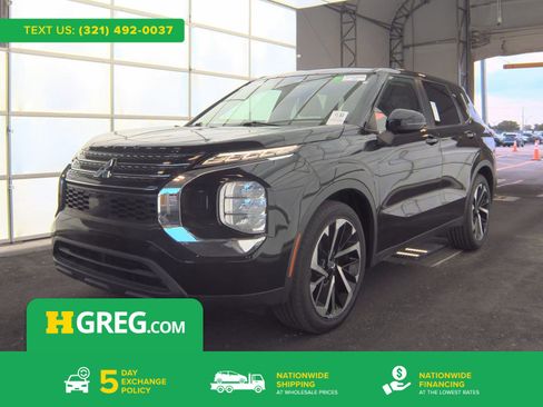 Used 2022 Mitsubishi Outlander ES AWD/4WD image 1