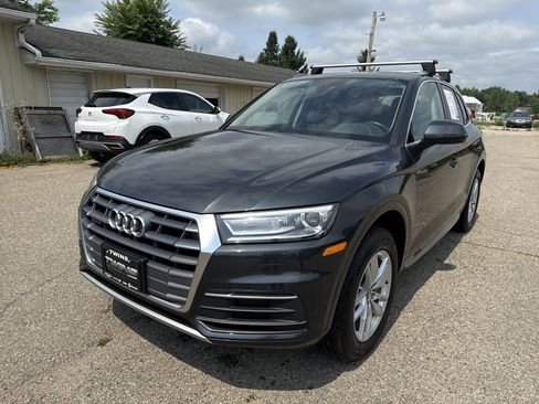 Used 2020 Audi Q5 2.0T Premium w/ Convenience Package AWD/4WD image 11