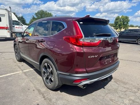 Used 2019 Honda CR-V Touring image 4