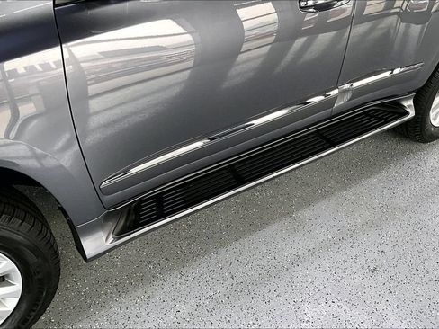 Used 2015 Lexus GX 460 w/ Premium Package AWD/4WD image 38