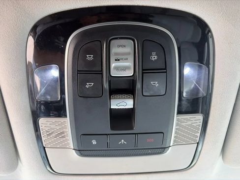 Used 2021 Hyundai Palisade Calligraphy FWD image 14