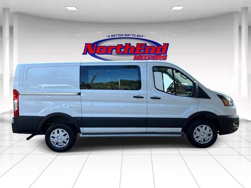 Used 2025 Ford Transit 250 Low Roof w/ Exterior Upgrade Package RWD image 8