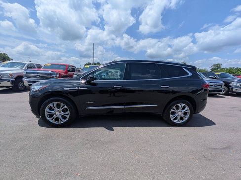 Used 2020 Buick Enclave Avenir w/ Avenir Technology Package AWD/4WD image 3