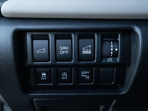 Used 2024 Subaru Forester Limited AWD/4WD image 23