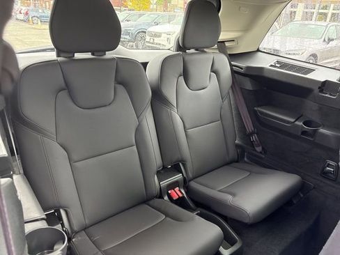 Used 2025 Volvo XC90 B6 Plus AWD/4WD image 14