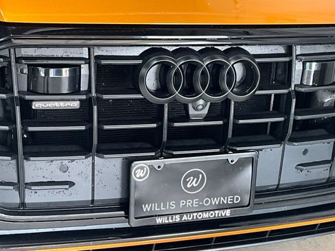 Used 2020 Audi Q8 Prestige w/ Prestige Package AWD/4WD image 29