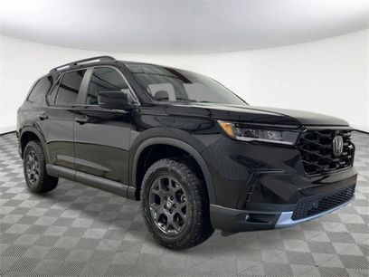 New 2025 Honda Pilot TrailSport