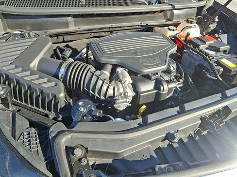 Certified 2025 Cadillac XT5 Sportv w/ Technology Package image 30