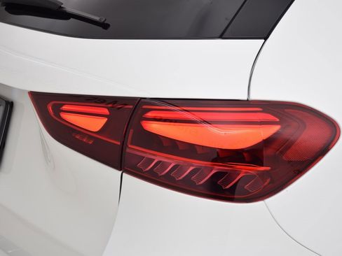 Certified 2025 Mercedes-Benz GLA 250 image 13