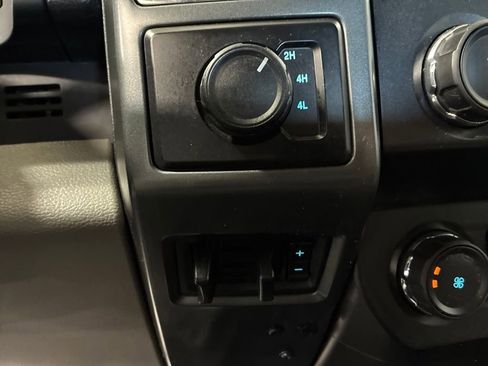 Used 2022 Ford F250 XLT AWD/4WD image 21