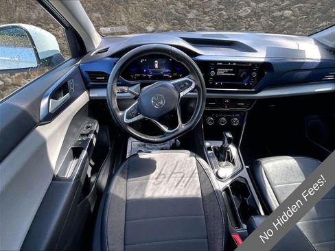 Used 2022 Volkswagen Taos SE AWD/4WD image 5