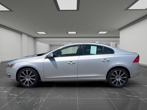 Used 2018 Volvo S60 T5 Inscription Platinum AWD/4WD image 7
