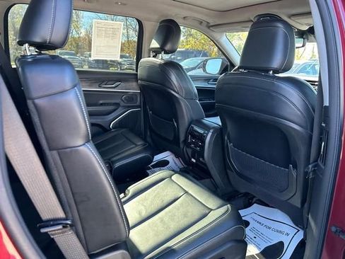 Used 2021 Jeep Grand Cherokee L Limited w/ Trailer Tow Group (B) AWD/4WD image 28