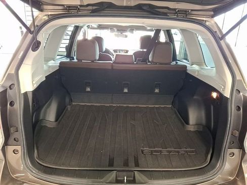 Used 2018 Subaru Forester 2.5i Touring w/ Popular Package #2 AWD/4WD image 29