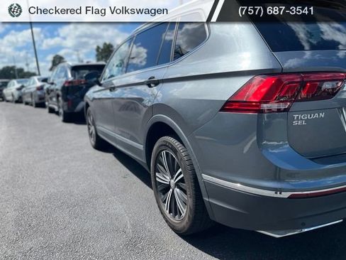 Used 2019 Volkswagen Tiguan SEL w/ 3rd Row Seat Package AWD/4WD image 8