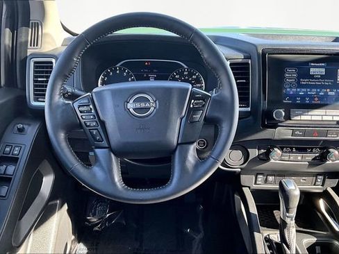 Used 2023 Nissan Frontier SV w/ Graphics Package image 8