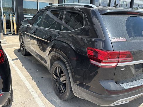 Used 2019 Volkswagen Atlas SE w/ Towing Package FWD image 2