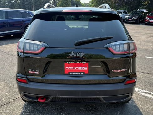 Used 2020 Jeep Cherokee Trailhawk w/ Comfort/Convenience Group AWD/4WD image 9