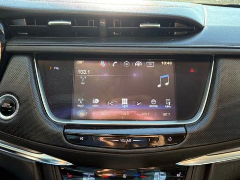 Used 2017 Cadillac XT5 Luxury image 15