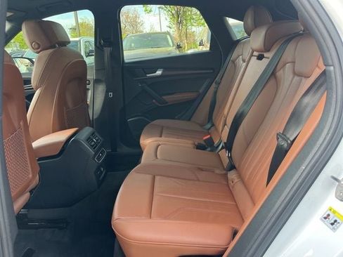 Used 2025 Audi Q5 2.0T Premium Plus image 12