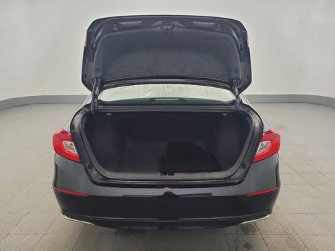 Used 2020 Honda Accord EX image 29