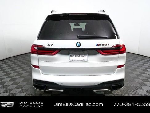 Used 2022 BMW X7 M50i image 26