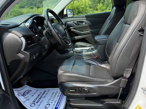 Used 2020 Chevrolet Traverse Premier AWD/4WD image 7