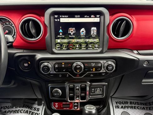 Used 2021 Jeep Wrangler Unlimited Rubicon w/ Uconnect 4C Nav & Sound Group image 22